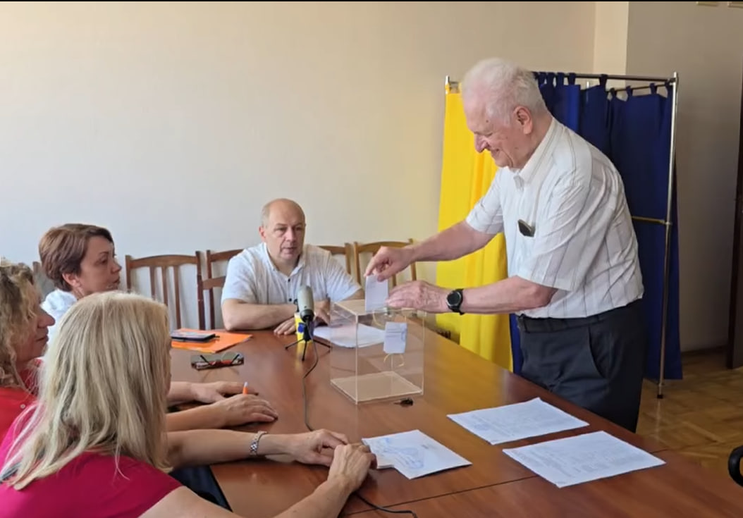 30.06.2026 року о 10:00 розпочато загальні збори з проведення виборів директора ДУ “Інститут Досліджень науково-технічного потенціалу та історії науки ім. Г.М.Доброва НАН України”.